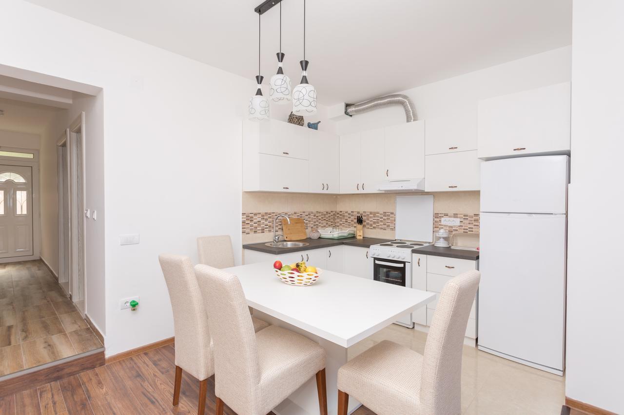 Apartments Natasa Sveti Stefan Zewnętrze zdjęcie